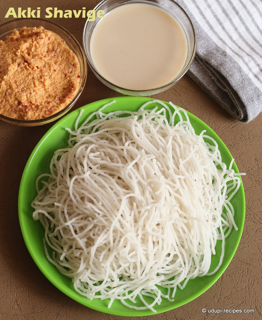 Akki shavige with coconut milk and chutney