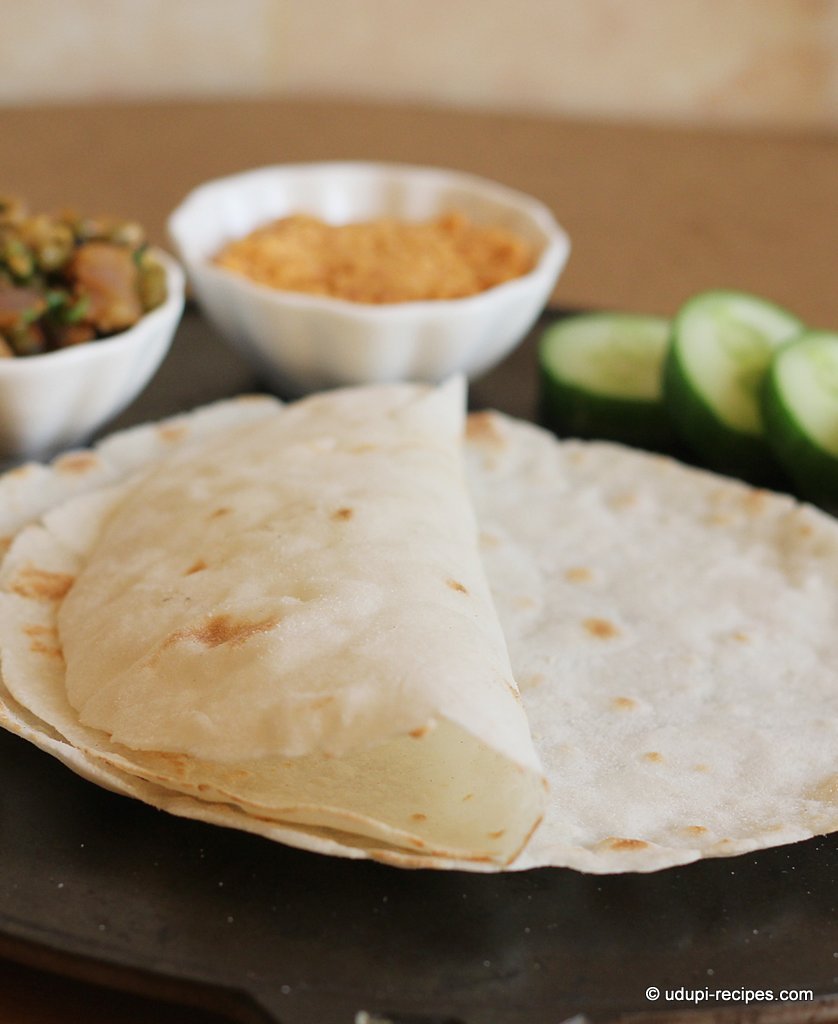 delicious akki rotti/roti