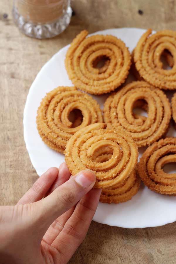 crispy maida murukku