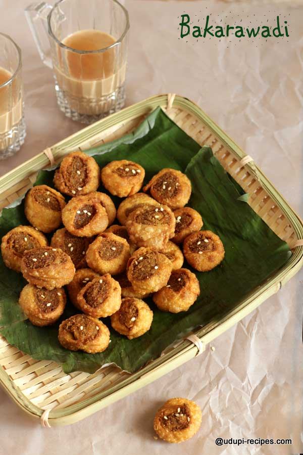 spicy-snack-bhakarwadi