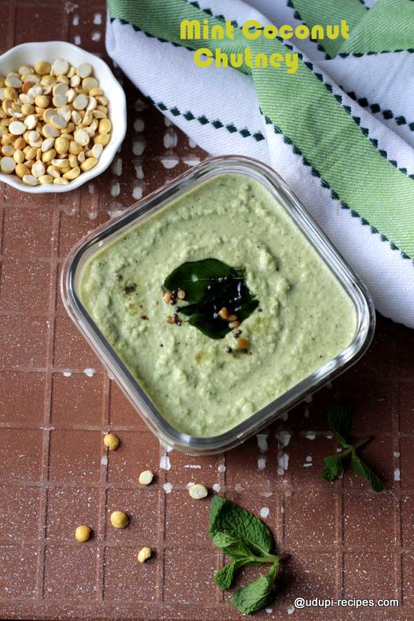 flavorful mint coconut chutney