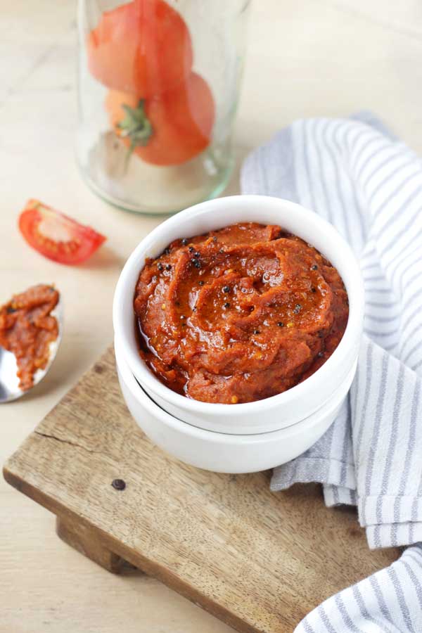tomato pickle to pair with curd rice